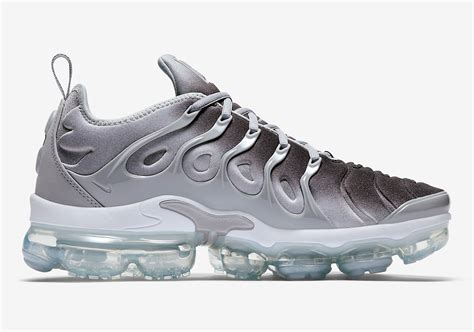 nike air vapormax plus silber|nike vapormax plus shoes.